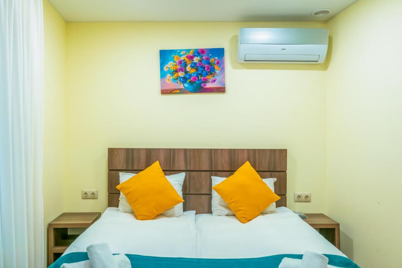 Hotel Classic Suites Tbilissi Extérieur photo