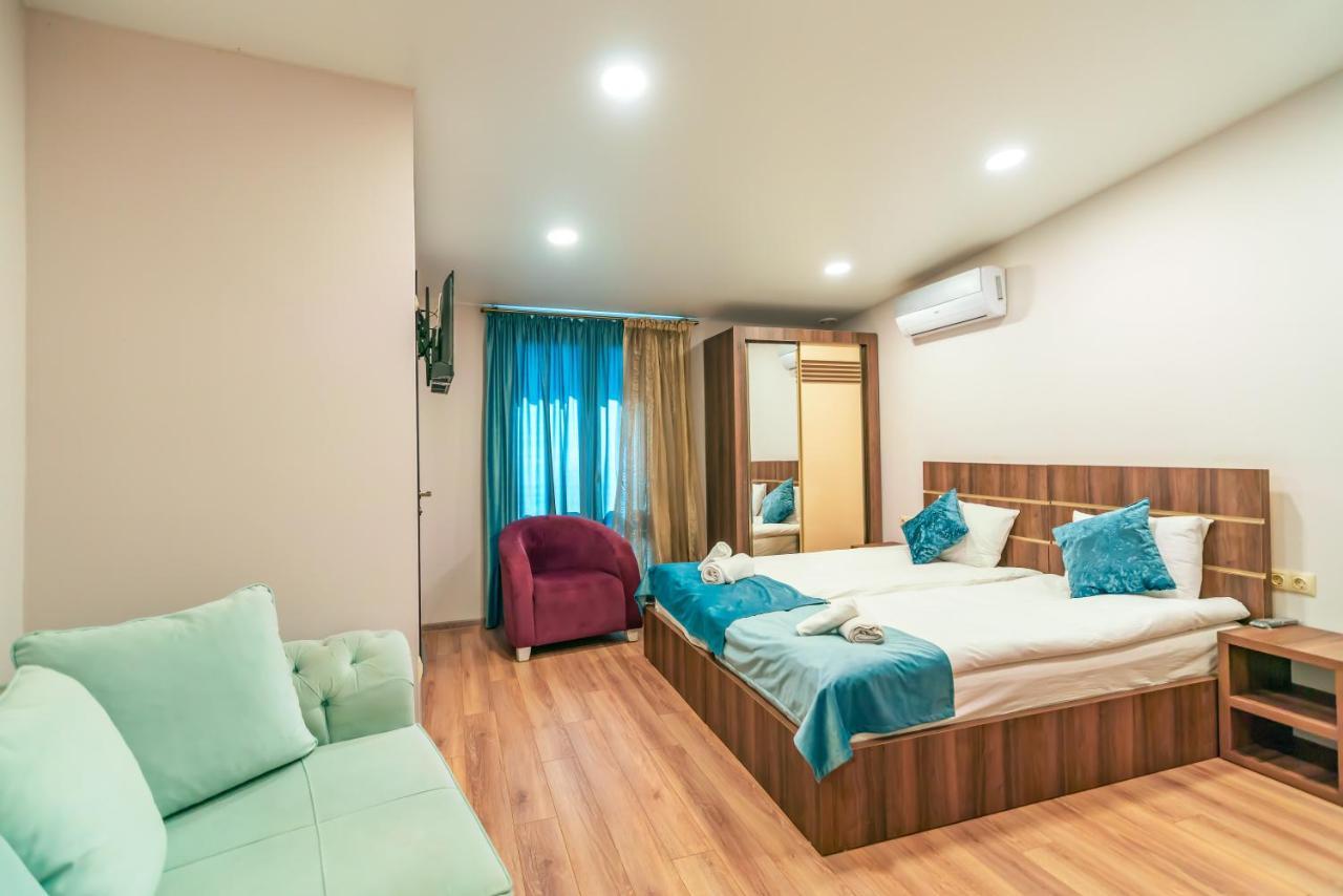 Hotel Classic Suites Tbilissi Extérieur photo